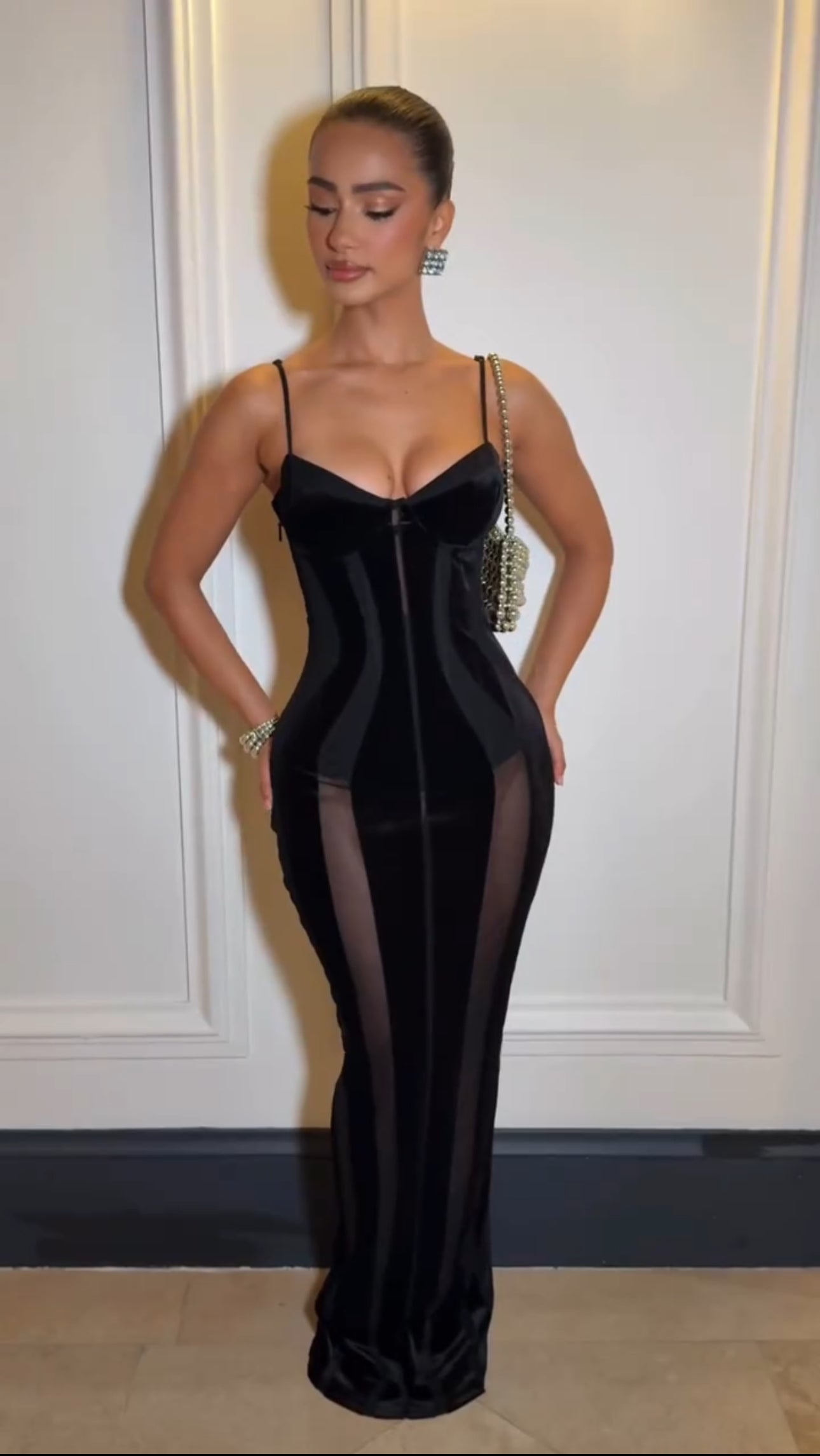 Dress Kardashian