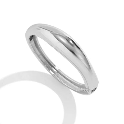 Kalani Bold Bracelet Stack