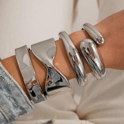 Kalani Bold Bracelet Stack