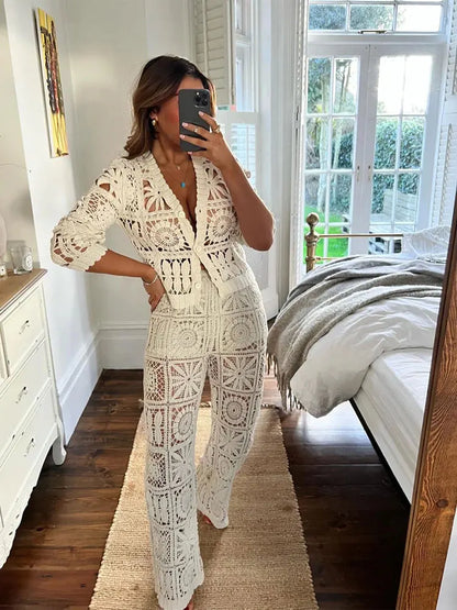 47658432463143|47658432495911|47658432528679