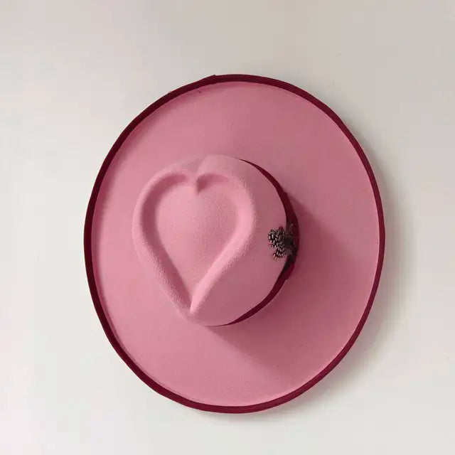 The Iconic Love Hat