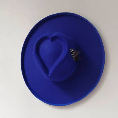 The Iconic Love Hat