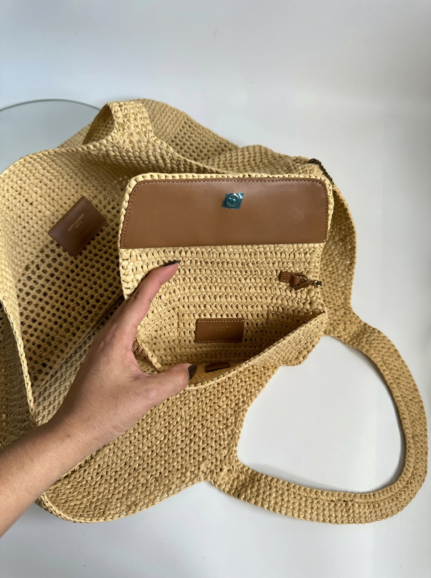Icare in Raffia